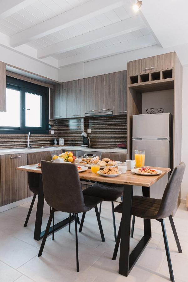Ariti Luxury Apartment, Nikiana Buitenkant foto