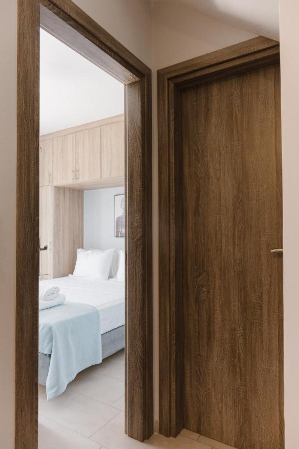 Ariti Luxury Apartment, Nikiana Buitenkant foto