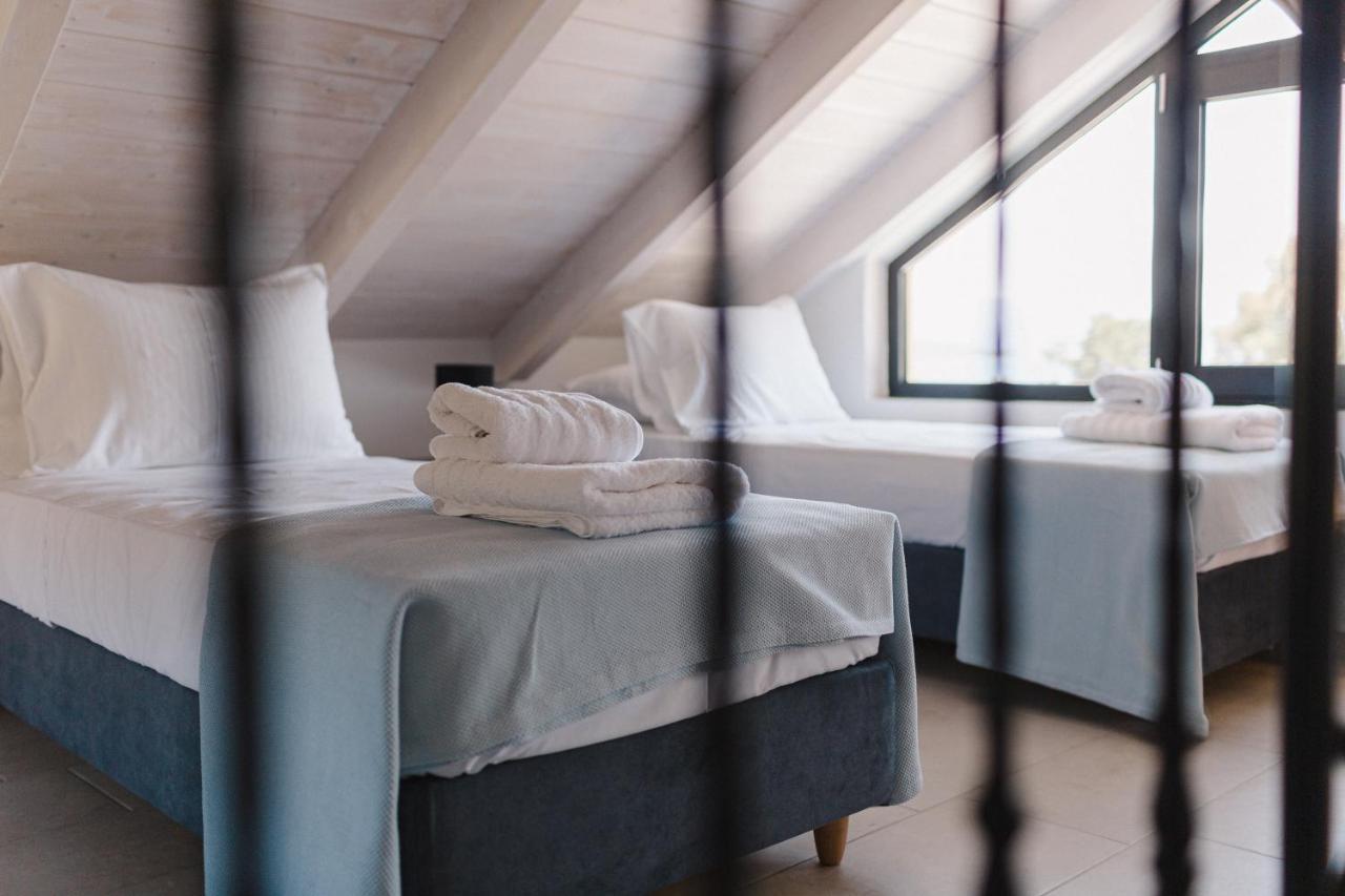 Ariti Luxury Apartment, Nikiana Buitenkant foto